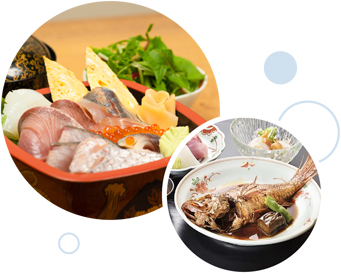 「浜田港四季のお魚認証店」とは、「浜田港四季のお魚」を主食材としたメニューを、予約なしで提供可能なお店として浜田市より認証されているお店です。